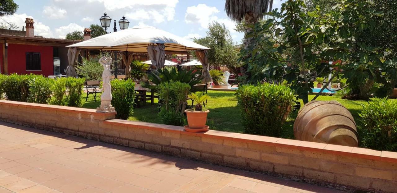 L'Oasi Di Ambra Hotel Ardea Exterior photo